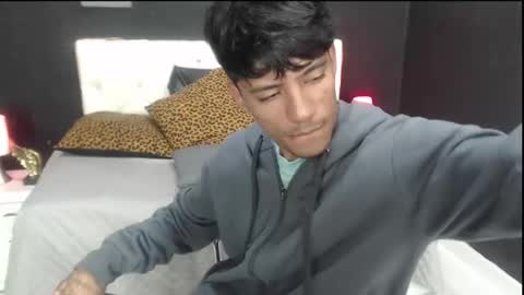 Snapshot of charlie_oconnor chatting on 12.03.24 Charlie oconnor online show from 12.03.24