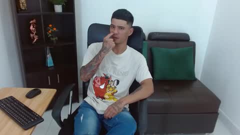 Snapshot of charlie_oconnor chatting on 02.19.25 Charlie oconnor online show from 02.19.25