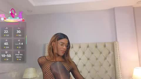 Snapshot of charlie_storm_ chatting on 10.13.25 online show from 10.13.25