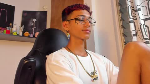 Charles Russo online show from 12.24.24