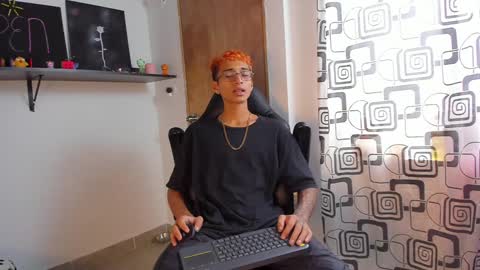 Charles Russo online show from 01.09.25