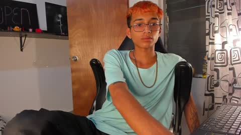 Charles Russo online show from 01.11.25