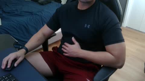 Snapshot of charliekkw chatting on 12.01.24 charliekkw online show from 12.01.24