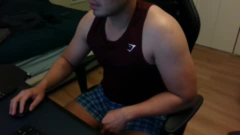 Snapshot of charliekkw chatting on 02.18.25 charliekkw online show from 02.18.25