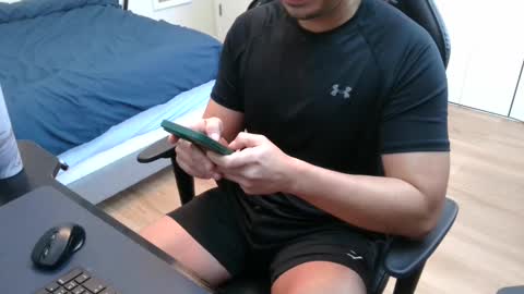 Snapshot of charliekkw chatting on 02.20.25 charliekkw online show from 02.20.25