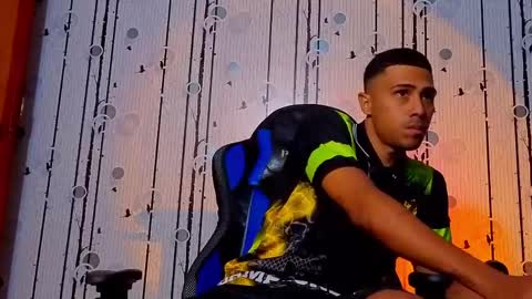 charlies_fox online show from 04.12.26