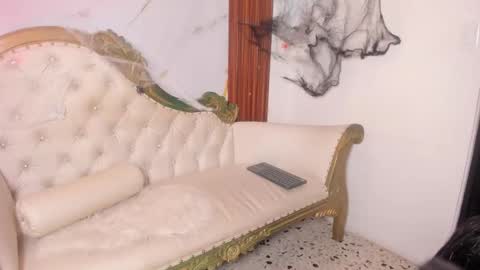 charlot_vega_ online show from 10.31.25