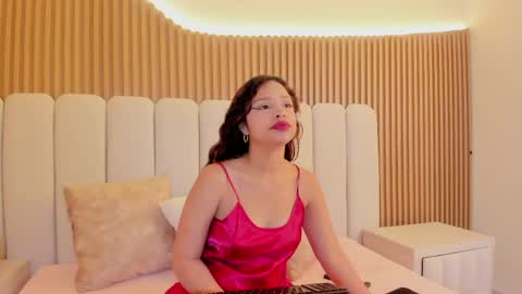 charlotaura online show from 05.23.26