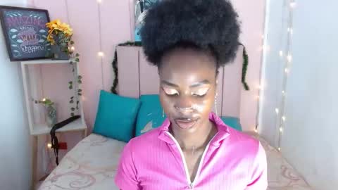 Snapshot of charlothcameronrs chatting on 04.04.26 charlothcameronrs online show from 04.04.26