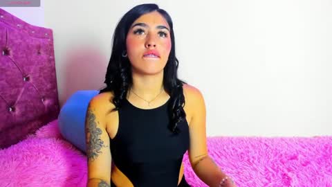 Charlothe online show from 04.12.26