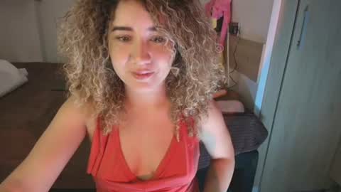 Snapshot of charlotte1117 chatting on 07.19.26 Char 3 online show from 07.19.26
