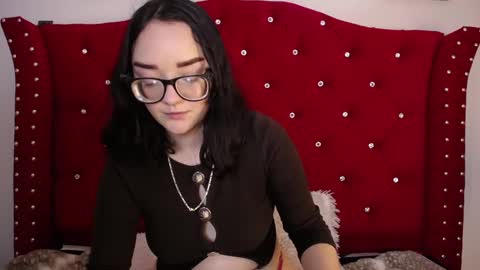 charlotte1_ls online show from 02.07.25