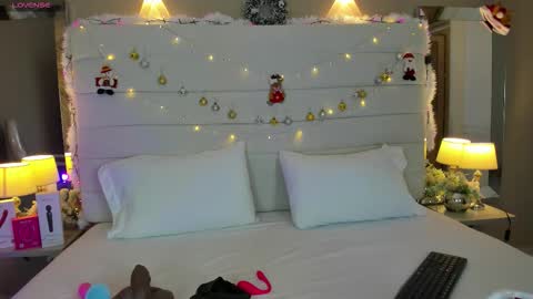 Charlotte online show from 11.26.25