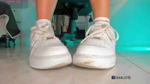 charlotte  grey online show from 02.05.26