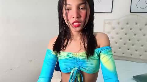 Snapshot of charlotte_capell chatting on 01.04.25 Charly online show from 01.04.25