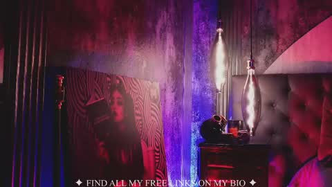 Charlotte online show from 04.15.26