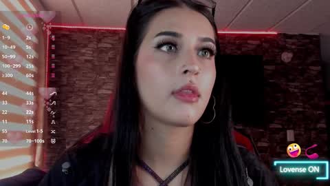 Charlotte  online show from 01.09.26