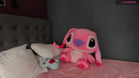 Charlotte james online show from 04.14.26