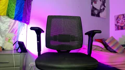 Charlie  online show from 11.30.25