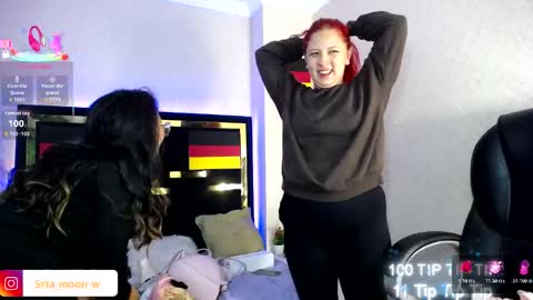 Snapshot of charlotte_jones__1 chatting on 10.04.25 Charlotte online show from 10.04.25