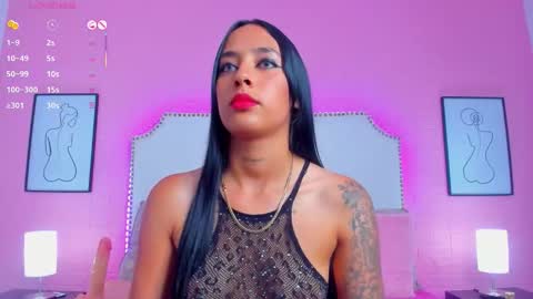 Snapshot of charlotte_kisss chatting on 11.07.25 Charlotte online show from 11.07.25