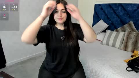 Charlotte Mayers online show from 10.27.25