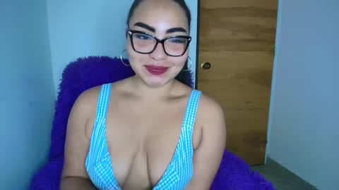 Snapshot of charlotte_princess_1 chatting on 03.12.25 charlotte_princess_1 online show from 03.12.25