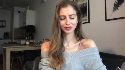 Charlotte Roche online show from 10.01.25