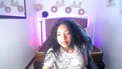 charlotte_walker1 online show from 03.10.25