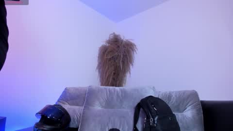 Charlotte  Everyday From 0700 to 1300 Col Time online show from 11.14.25