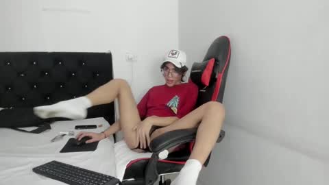 charlotte_xc online show from 02.14.25