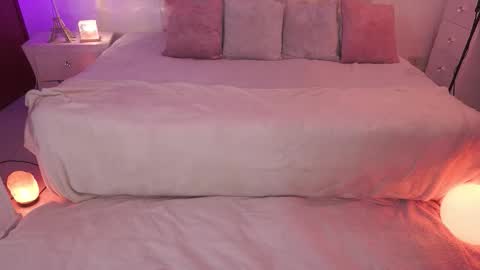 ill be online tomorrow December 1st online show from 03.02.26