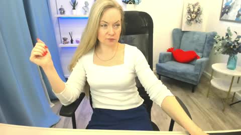 Charlotte online show from 04.14.26