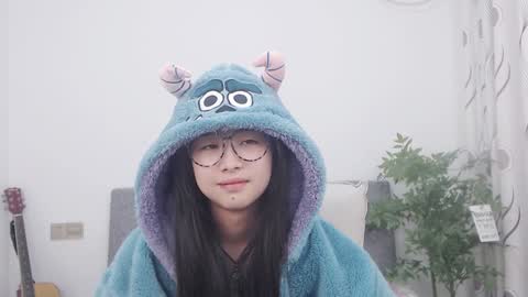 Charlotte online show from 01.03.25