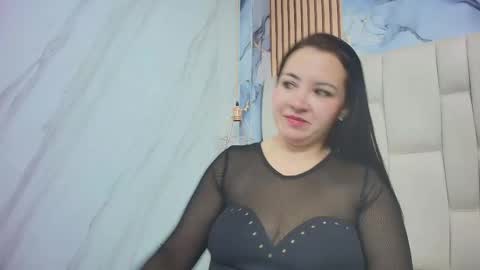 Charlotte  Schmidt online show from 10.07.25