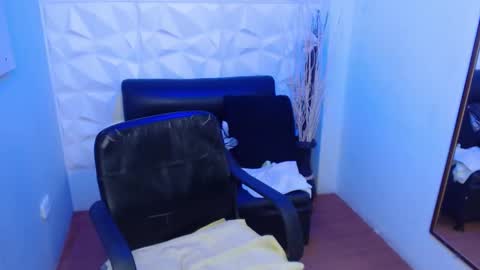 Charlotte Taylor online show from 01.05.26