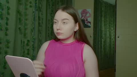 Snapshot of charlottewip chatting on 03.02.25 Kira online show from 03.02.25