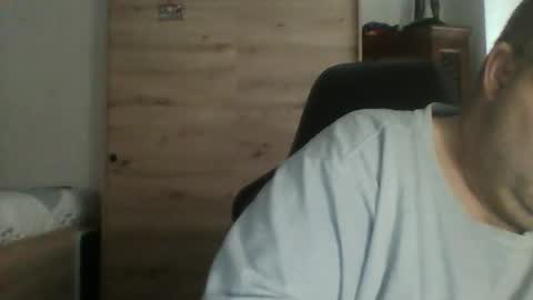 Snapshot of charlypalgar chatting on 12.18.25 charly online show from 12.18.25