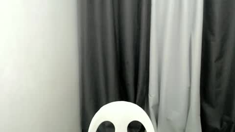 charm_fuckdoll8 online show from 12.15.25