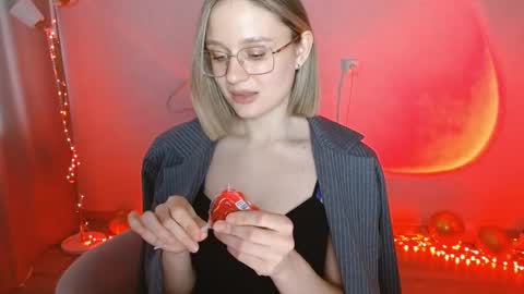 Michelle  online show from 01.30.25