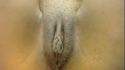 Snapshot of charming_coco chatting on 11.15.25 Coco online show from 11.15.25