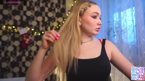 my fansly Charming daisy              My Wishlist  for new toys     online show from 12.16.25