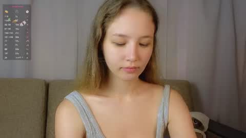 Snapshot of charming_evaa chatting on 07.14.26 Eva online show from 07.14.26