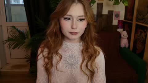 Snapshot of charming_lilly chatting on 01.31.25 Lissa online show from 01.31.25