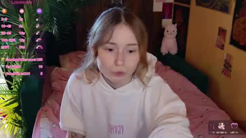 Snapshot of charming_lilly chatting on 02.21.25 Lissa online show from 02.21.25