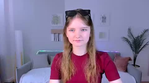 Im Eva online show from 06.21.26
