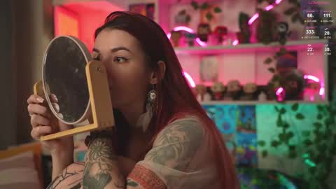 Snapshot of charmings_054 chatting on 02.15.25 Belle and Miley online show from 02.15.25