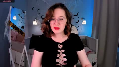 Snapshot of charmygrace chatting on 10.30.25 Grace online show from 10.30.25