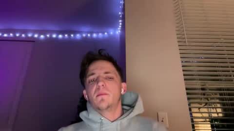 Snapshot of chatmatt69 chatting on 12.18.25 chatmatt69 online show from 12.18.25