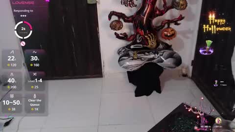 CHAYLA VICTORIA RUIZ  online show from 10.28.25